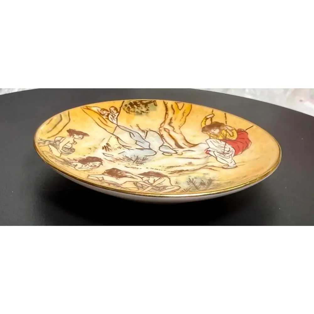 Beautiful, Whimsical Mini Tourist Souvenir Plate - Korean - Ceramic